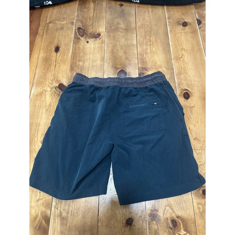 LEG3ND DISCOVERY Men's Activewear Shorts Size L Teal Quick Dry Elastic Waist